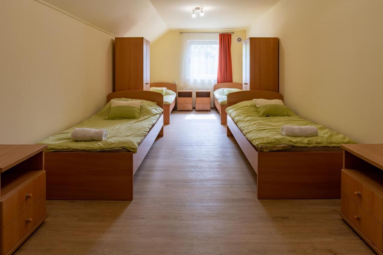 Kiraly Lovastanya Panzio Bed & Breakfast Janoshalma Екстериор снимка